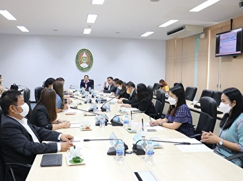 Prof. Kanpat Utapao, Dean of the College
of Communication Arts, together with
Professor Siridej Sirisomboon, lecturer
in the field of creativity and digital
media. (International Program) attended
the meeting of the Nakhon Pathom Campus
Steering Committee