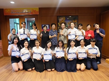 Department of Public Relations and
Strategic Communication, I jointly award
certificates and scholarships to
students who receive Winning award 1st
runner-up award and 2nd runner-up award
in the project “Developing the potential
of students, Young Content