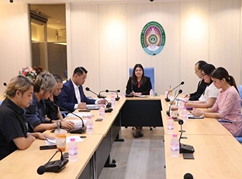 วิทยาลัยนิเทศศาสตร์
จัดการประชุมอาจารย์ประจำหลักสูตรปริญญาโท
และปริญญาเอก