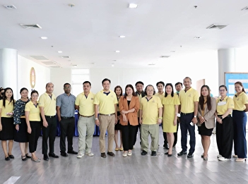 The Dean, along with the executives and
personnel of the College of
Communication Arts, jointly voted to
exercise their rights to elect the
Faculty and Civil Servant Council, in
the category of the Faculty and Civil
Servant Council President and the Facul