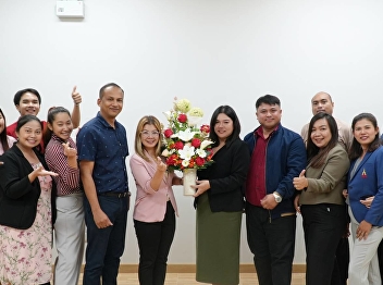 The College of Communication Arts, led
by Assistant Professor Kanyapat Utapao,
Dean, along with staff, congratulated
Ms. Kessinee Nitisiriprapai.