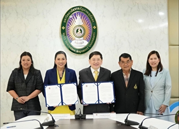 Suan Sunandha Rajabhat University and
the College of Communication Arts Sign
Memorandum of Understanding with Ruam
Charoen Phatthana Public Company Limited
(Top Charoen Optical)