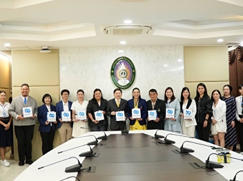 Suan Sunandha Rajabhat University and
the College of Communication Arts Sign
Memorandum of Understanding with Ruam
Charoen Phatthana Public Company Limited
(Top Charoen Optical)