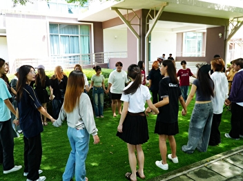 Welcome students to the first day of the
new semester, academic year 2025, at the
Suan Sunandha Communication Arts House.