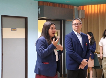 หลักสูตรนานาชาติ ของวิทยาลัยนิเทศศาสตร์
ระดับปริญญาตรี ขณะนี้มีนักศึกษาเรียน
ประมาณ 60 คน
ซึ่งใช้ภาษาอังกฤษและภาษาจีนในการเรียนการสอน
เน้นการผลิตให้ผู้เรียน
มีความรู้ด้านสื่ิอและงานภาพยนตร์