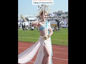 The theme is Nine-Tailed White Fox &
Blue Narumit. Communication Arts
students from Suan Nanthi College
participated in the 32nd Suan Nanthi
Sports Day, celebrating the 88th
anniversary. We dedicated ourselves,
were ourselves, and gave our all in
every ac