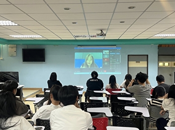 Thank you to Ms. Yolda Sirinant
(Namkhing), an alumna of the Advertising
and Marketing Communications program,
for honoring us by being a guest speaker
and sharing her experience in client
management with our second-year
students.