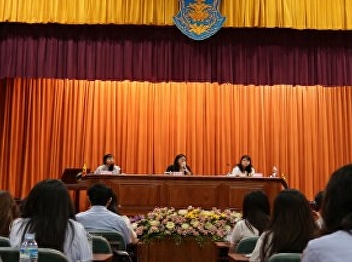 The Communication Arts department of
Suan Sunandha University organized a
pitching competition for advertising
ideas.