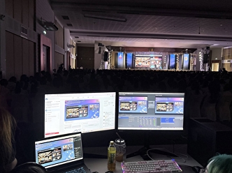 Behind-the-scenes of the audiovisual
team and students from the College of
Communication Arts during the live
streaming of the New Student Orientation
Ceremony for the 2026 Academic Year.
