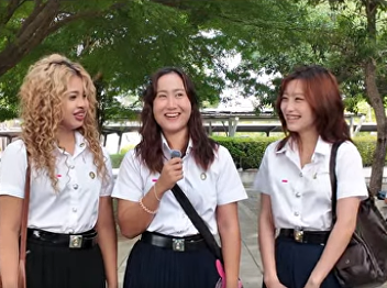 Here it is! The video showcasing the
atmosphere of the orientation ceremony
for the College of Communication Arts.
How was it, students? Did you like it?