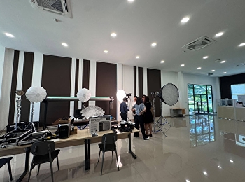 คลังแสงชุดถ่ายหนัง สร้างคอนเทนต์
มาลงแล้วค่ะ ทำหนังดีดี
สร้างคอนเทนต์แจ่มๆ ด้วยฝีมือเรากันค่ะ